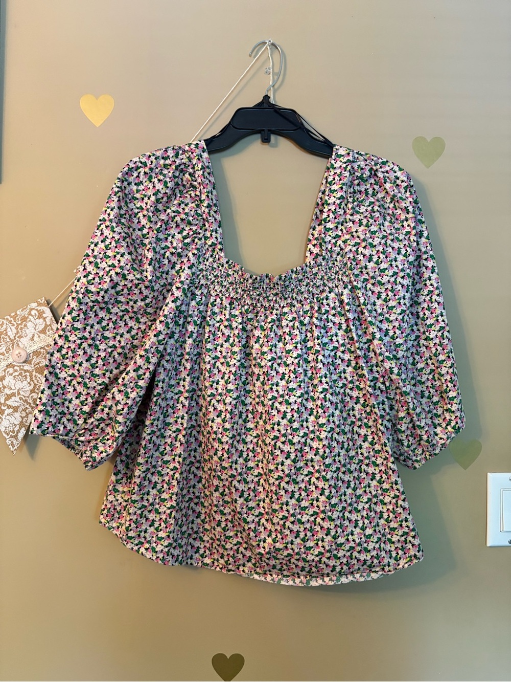 H&M Floral Square-Neck Puff Sleeve Blouse in Pink and Green - Picture 2 of 9